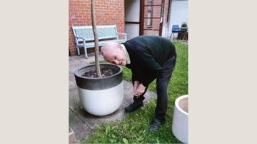 Hounslow Resident enjoys a day of gardening